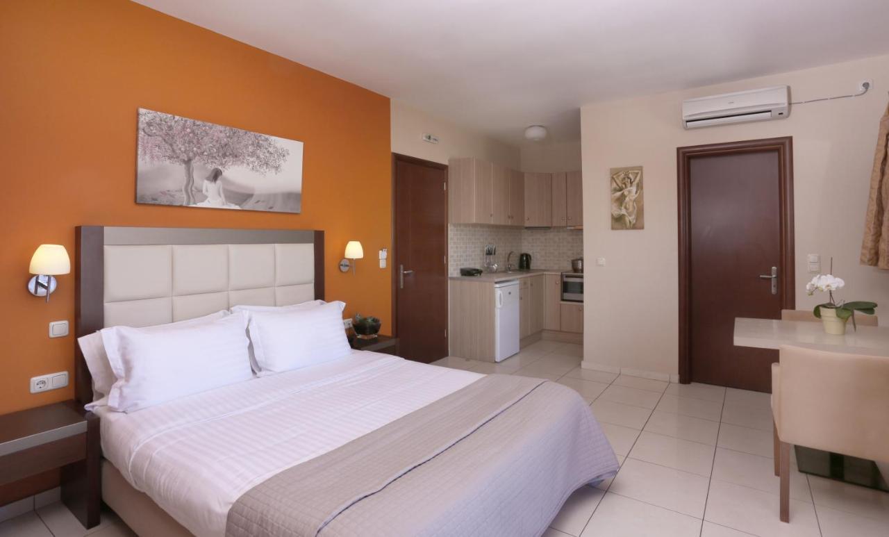 Faros Luxury Suites Marathópolis Exterior foto