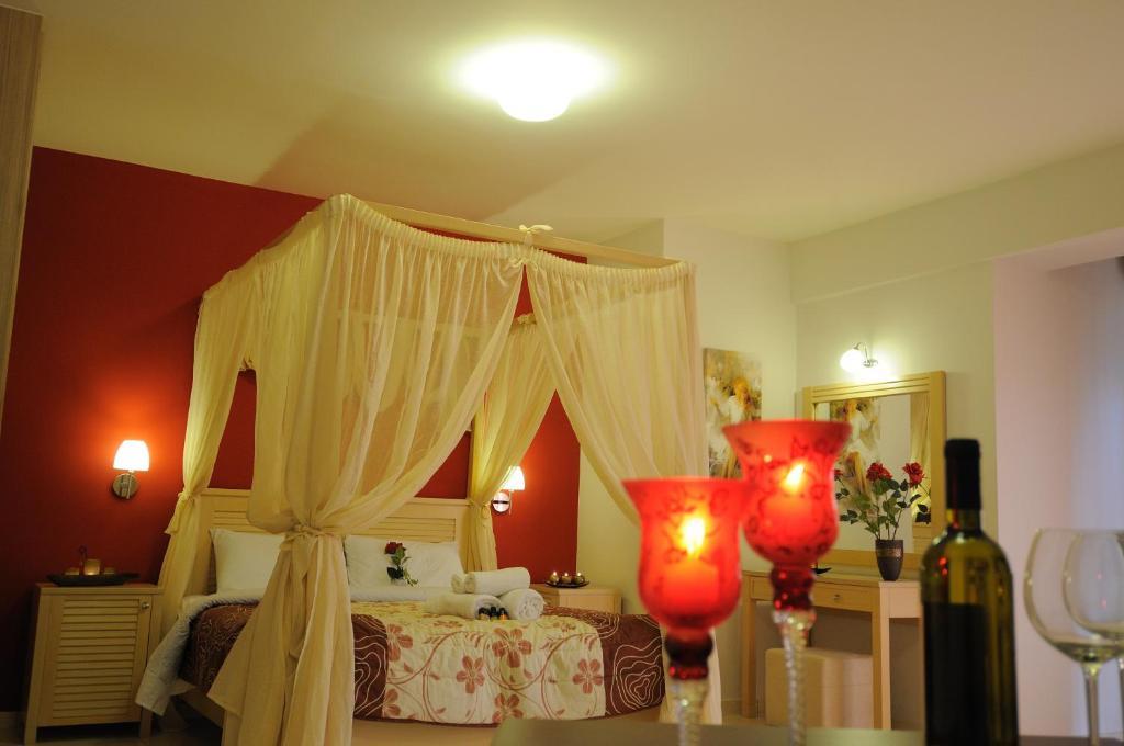 Faros Luxury Suites Marathópolis Quarto foto